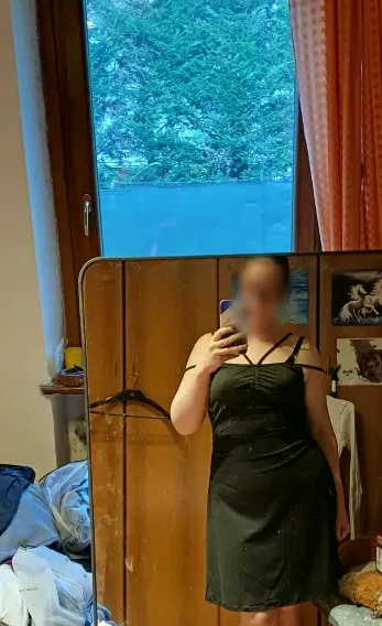 Agnes, 27