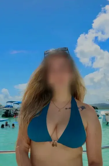 Bianca, 21