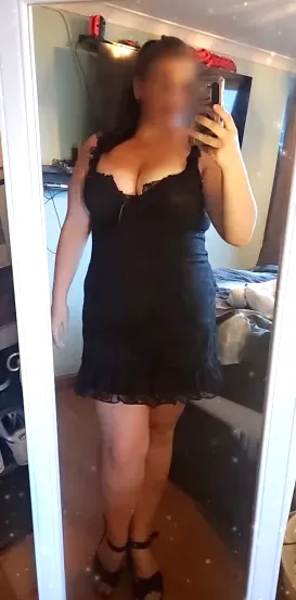 Emma, 35