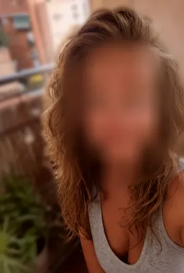 Katja, 40