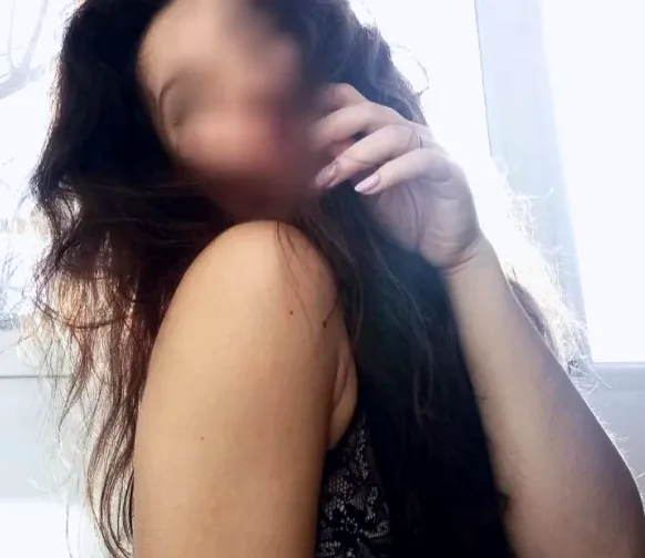 Lea, 35
