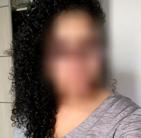 Nora, 34